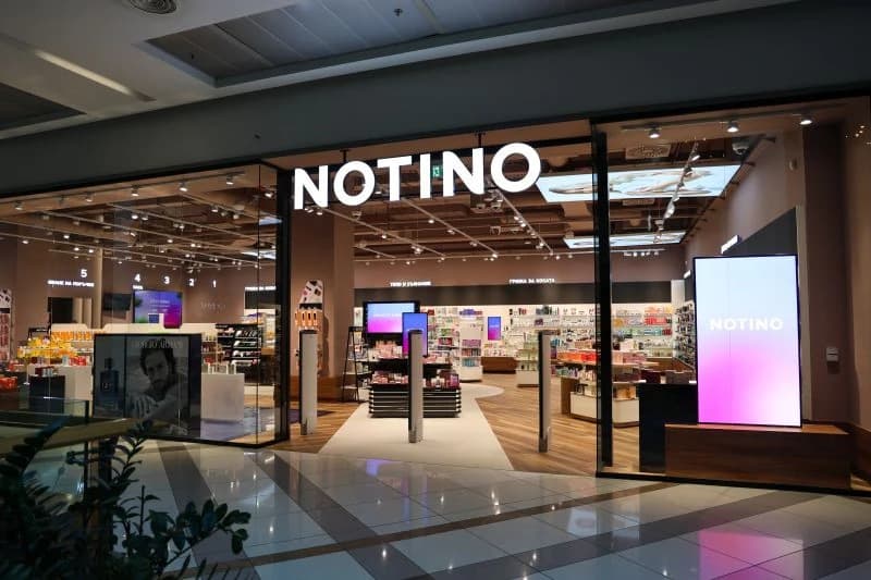 Sklep stacjonarny Notino